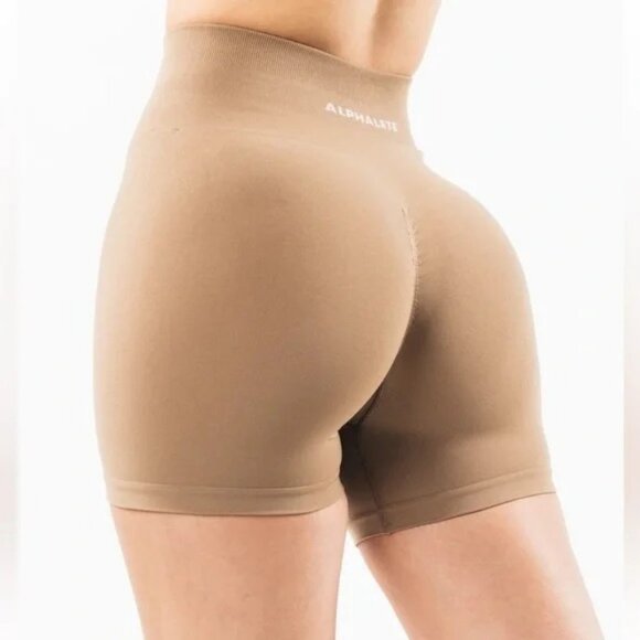 Alphalete Amplify Womens Seamless Scrunch Biker Short Chai Size Small - Picture 4 of 6